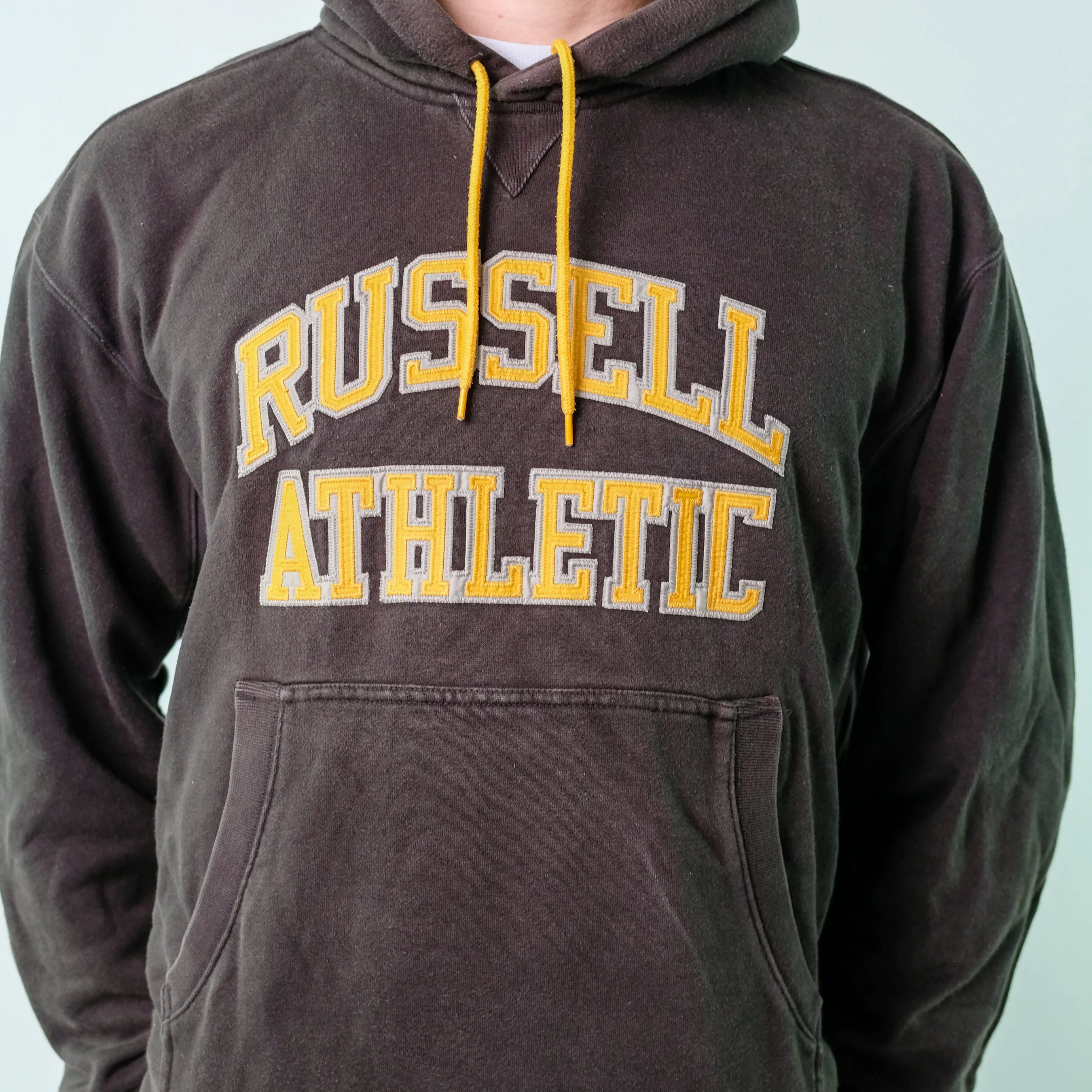 Brown y2ks Russel Athletic Hoodie (XXL)