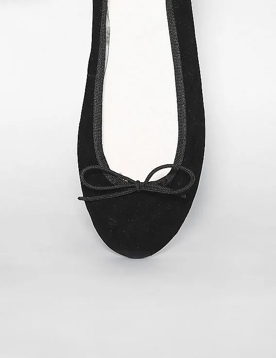 GAP Women Black Cinch Ballet Flats