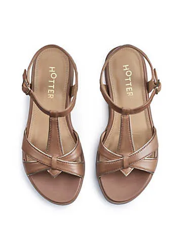 Hotter Pienza Rich Tan Women’s Sandals | Grattan