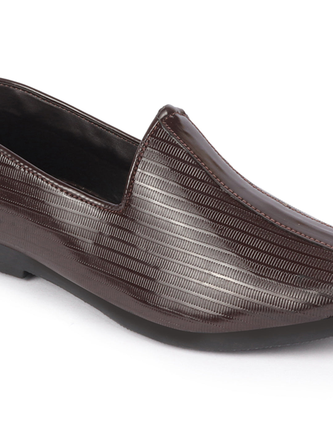 Men Brown Glossy Shine Textured Design Wedding Festive Ethnic Slip On Jutis and Mojaris