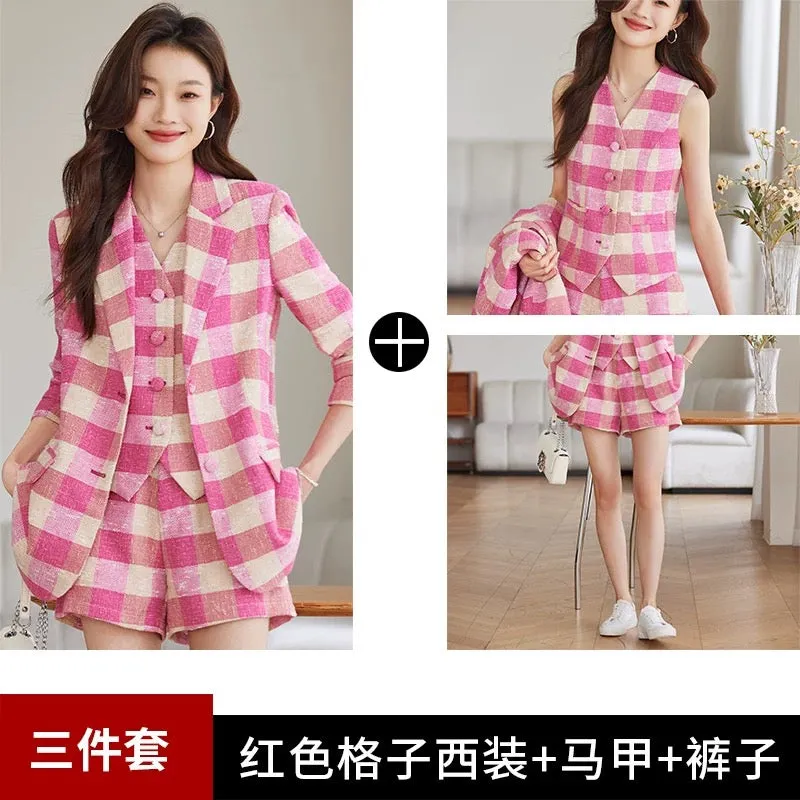 Obilan spring and autumn pink plaid small suit jacket suit shorts women's fashion vest three-piece set small fragrance Korean ve