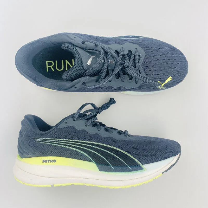 Puma Magnify Nitro - Second Hand Running shoes - Men's - Blue oil - 40.5 | Hardloop