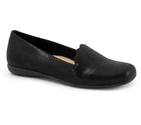 Trotters Women's Sage Flats