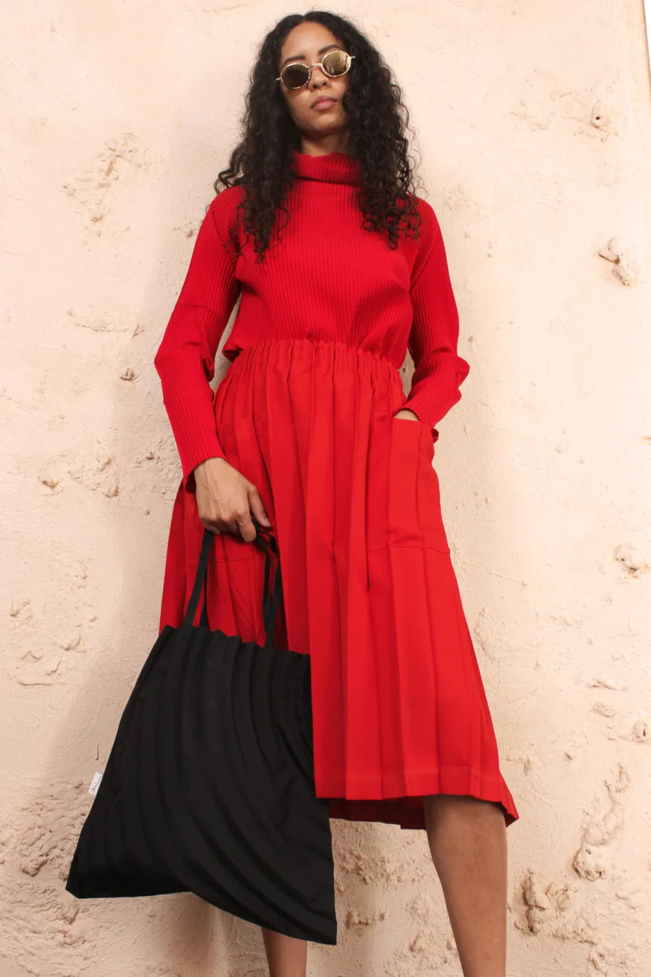 Wide Pleats Skirt Red